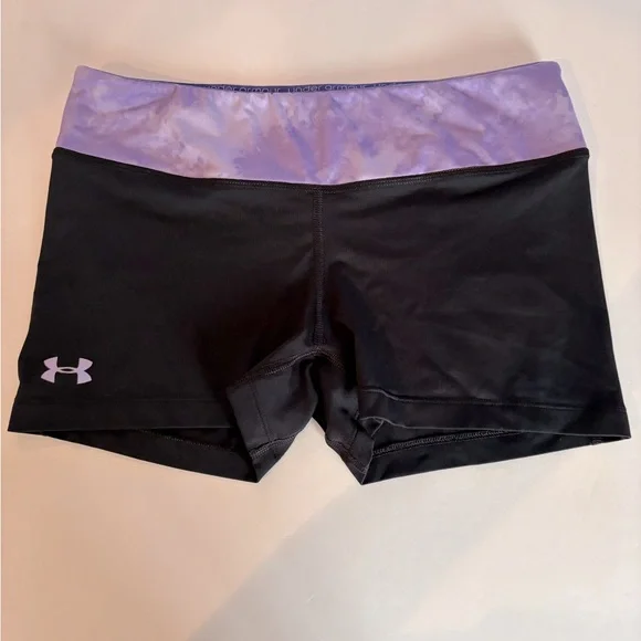 Under Armour Sz Med Black w Lavender Waistband Bike SHORTS - Picture 1 of 6